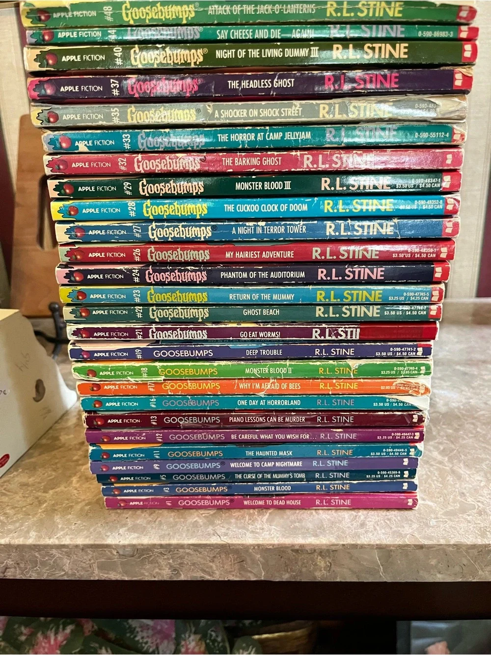 Vintage Goosebumps books collection 90s (26 out of 62) some first print/editions